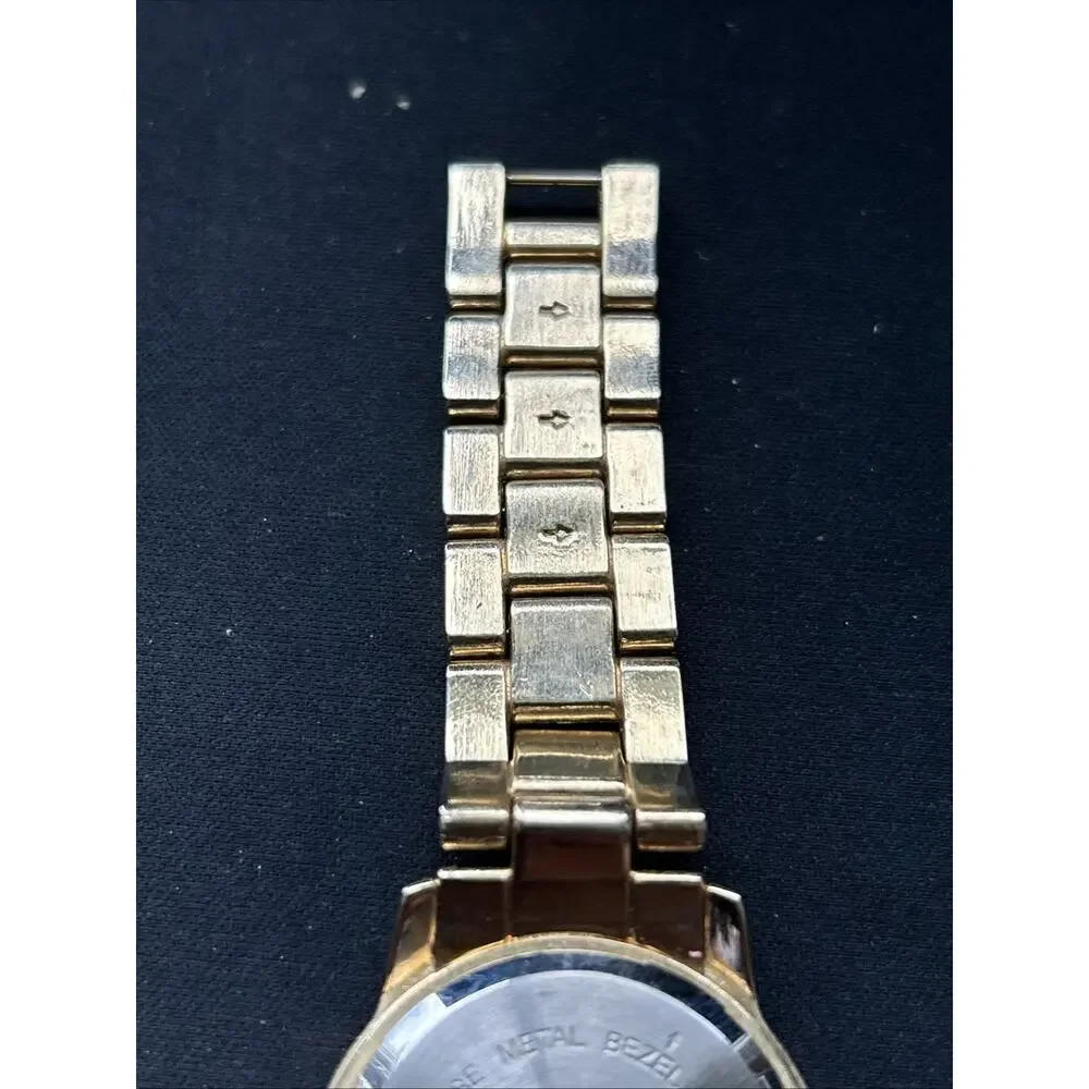 Merona Gold Tone Women’s Quartz Watch